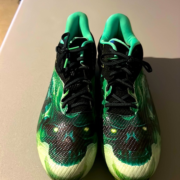Under Armour blur smoke slime green football cleats men size 12.5 . - Picture 1 of 11
